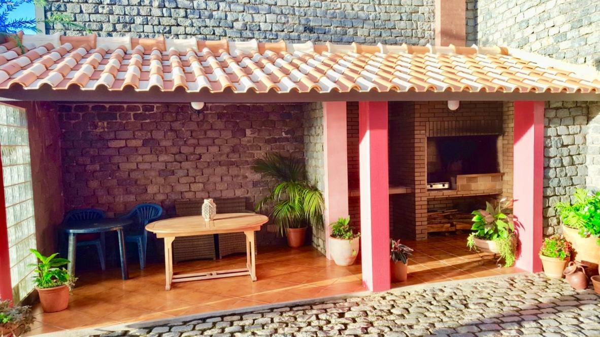 Апартаменты Pink House Понта-ду-Сол Экстерьер фото