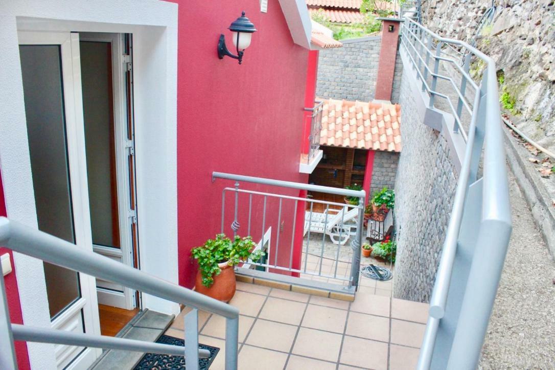 Апартаменты Pink House Понта-ду-Сол Экстерьер фото