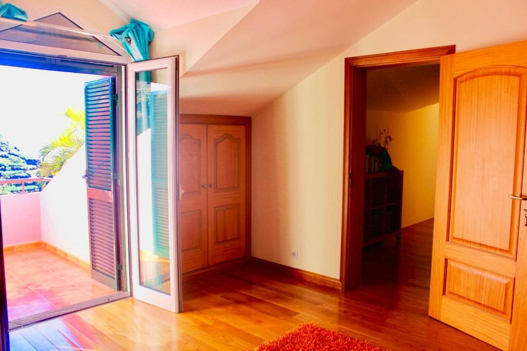 Апартаменты Pink House Понта-ду-Сол Экстерьер фото